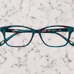 Prêt de lunettes – Debauge Opticien Lyon (69)